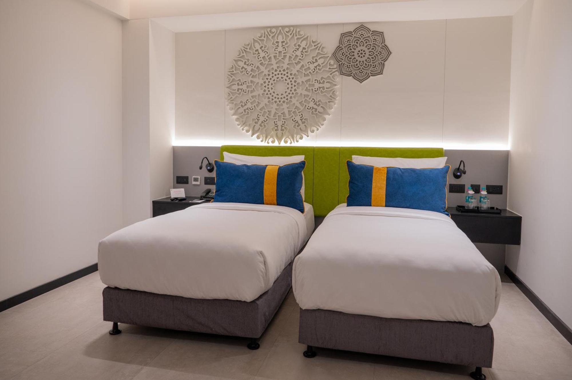 Zibe Luxe Kakinada By Grt Hotels Exterior foto